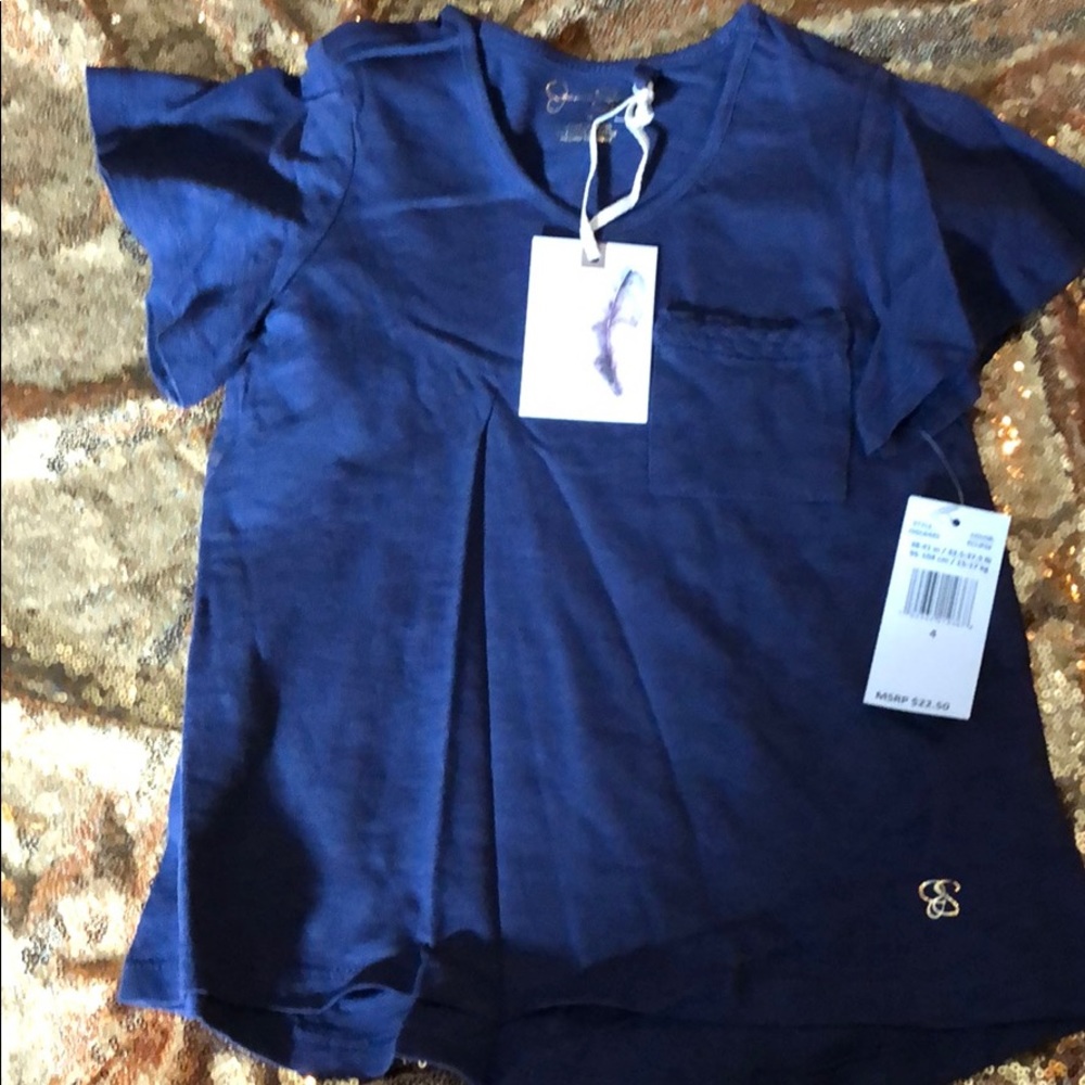 Girls T- Shirt with embroidered pocket